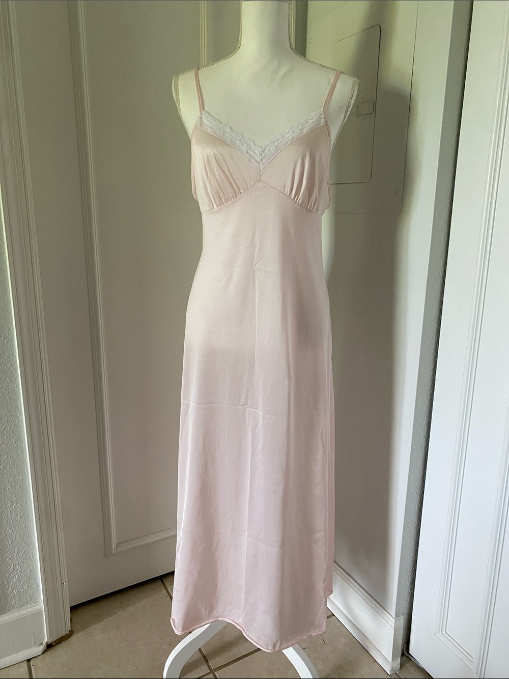 Vintage 1970s Loungewear Lace-Trim Maxi Slip Dress in Baby Pink